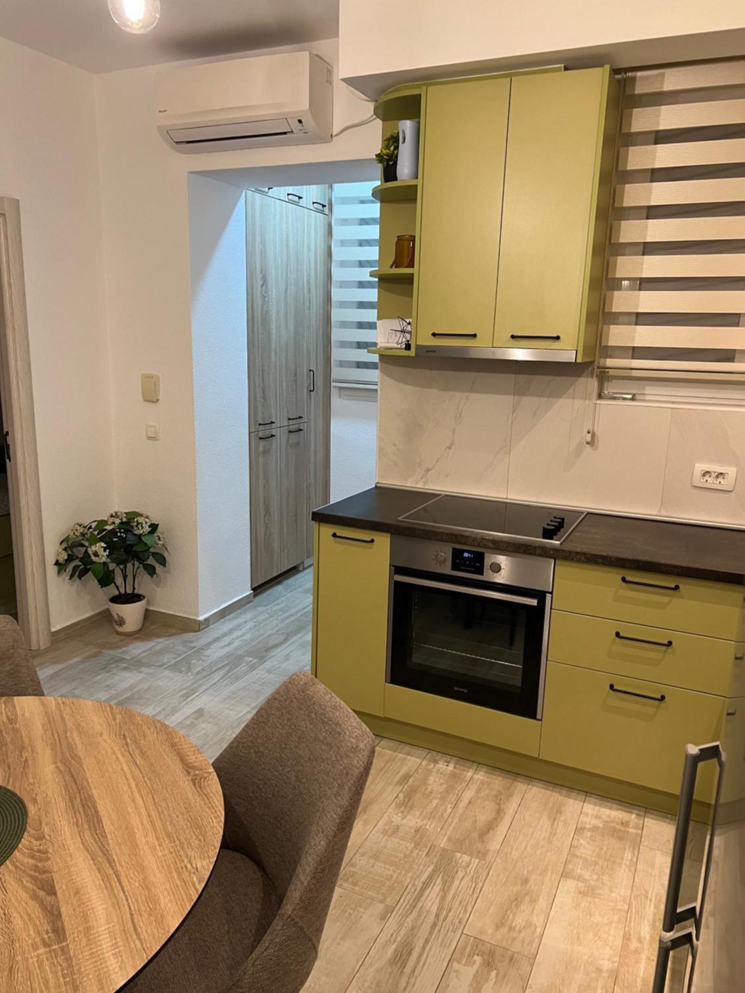 Appartamento Apartman Nadja Cattaro Esterno foto