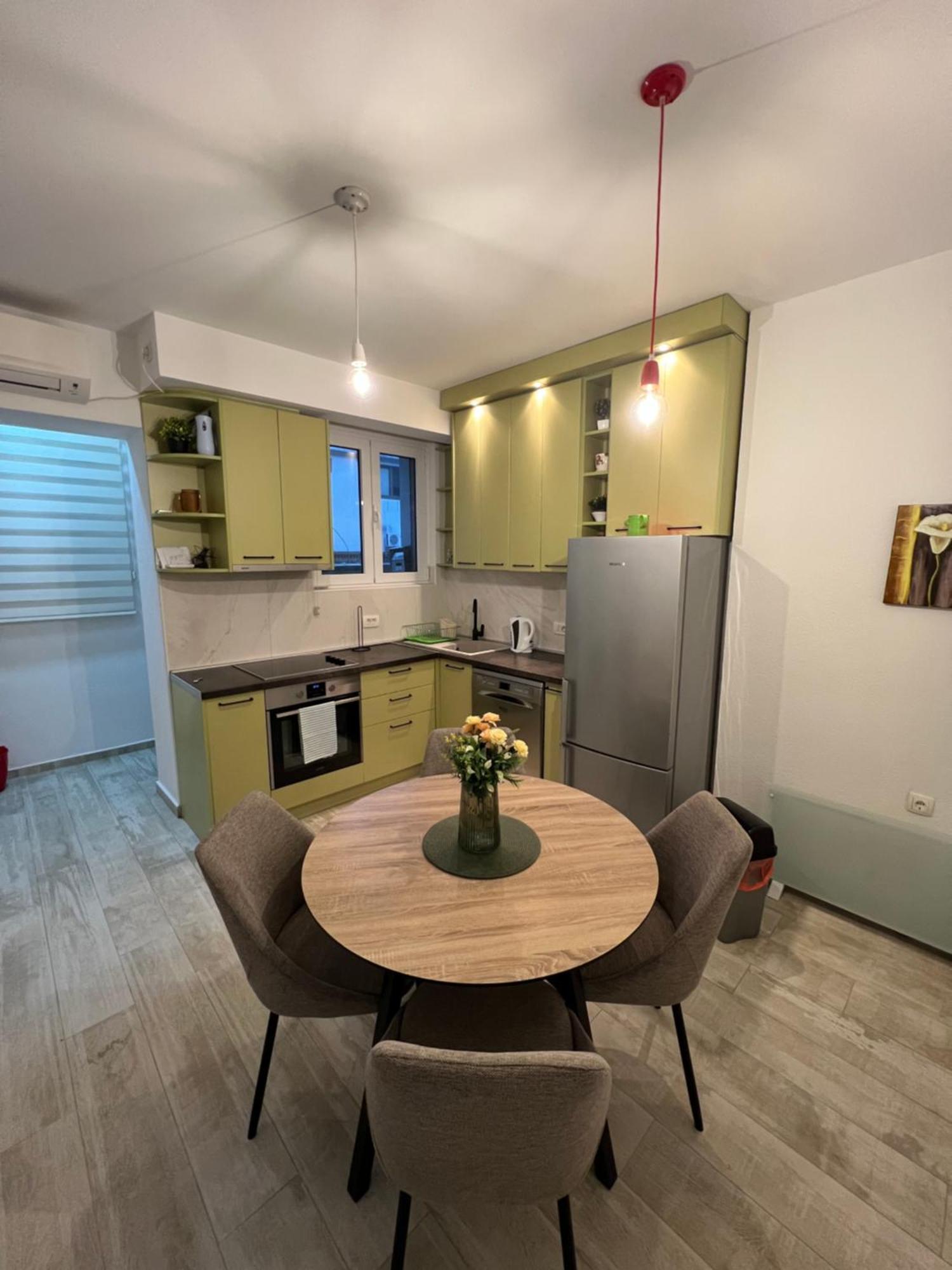 Appartamento Apartman Nadja Cattaro Esterno foto